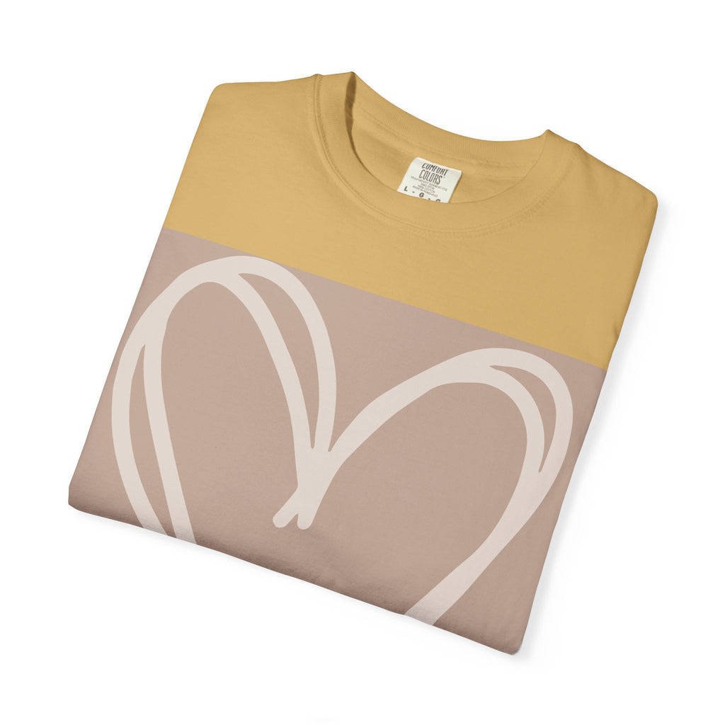 Hand-drawn Heart Tee | Minimal Neutral Graphic T-Shirt | Heart2Heart