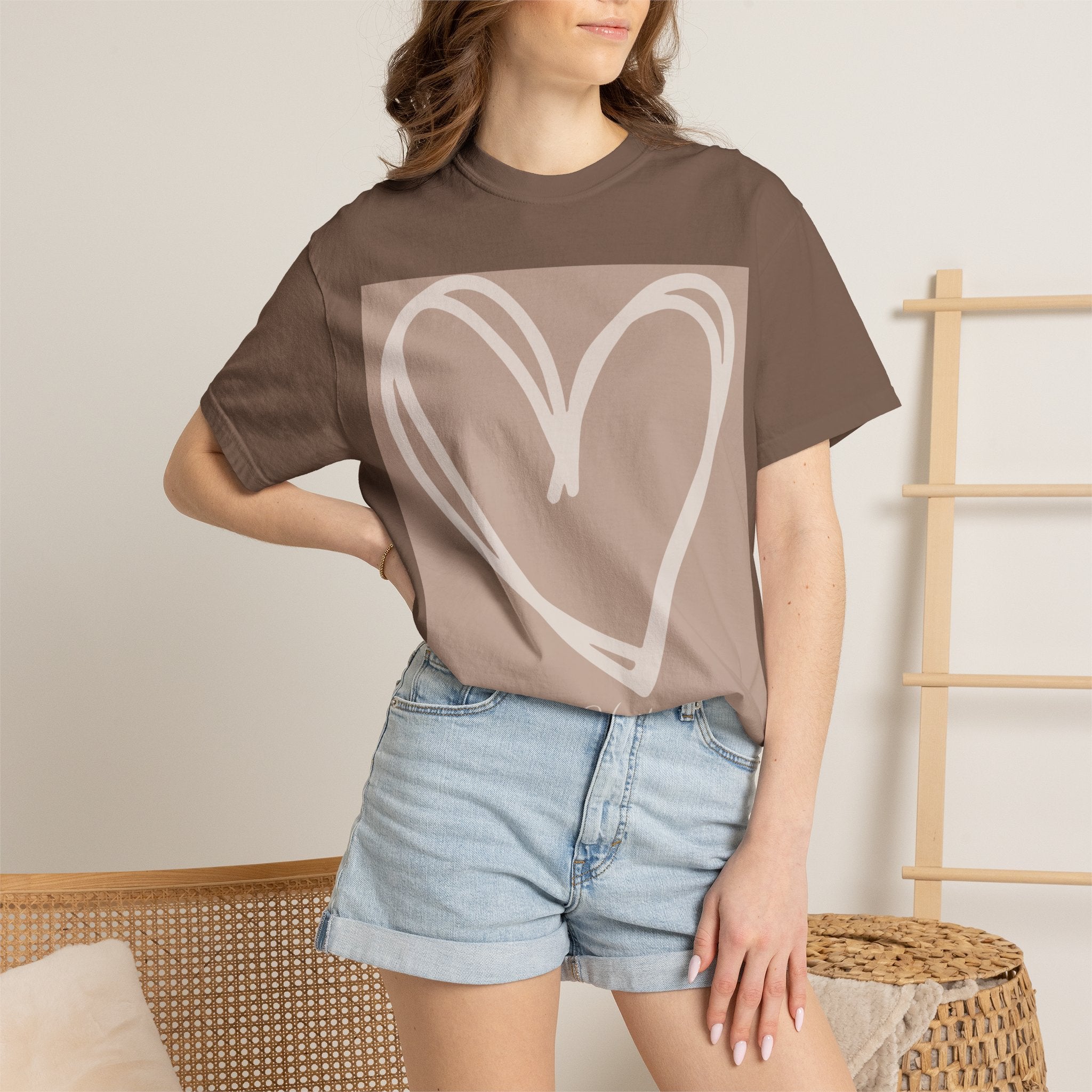Hand-drawn Heart Tee | Minimal Neutral Graphic T-Shirt | Heart2Heart